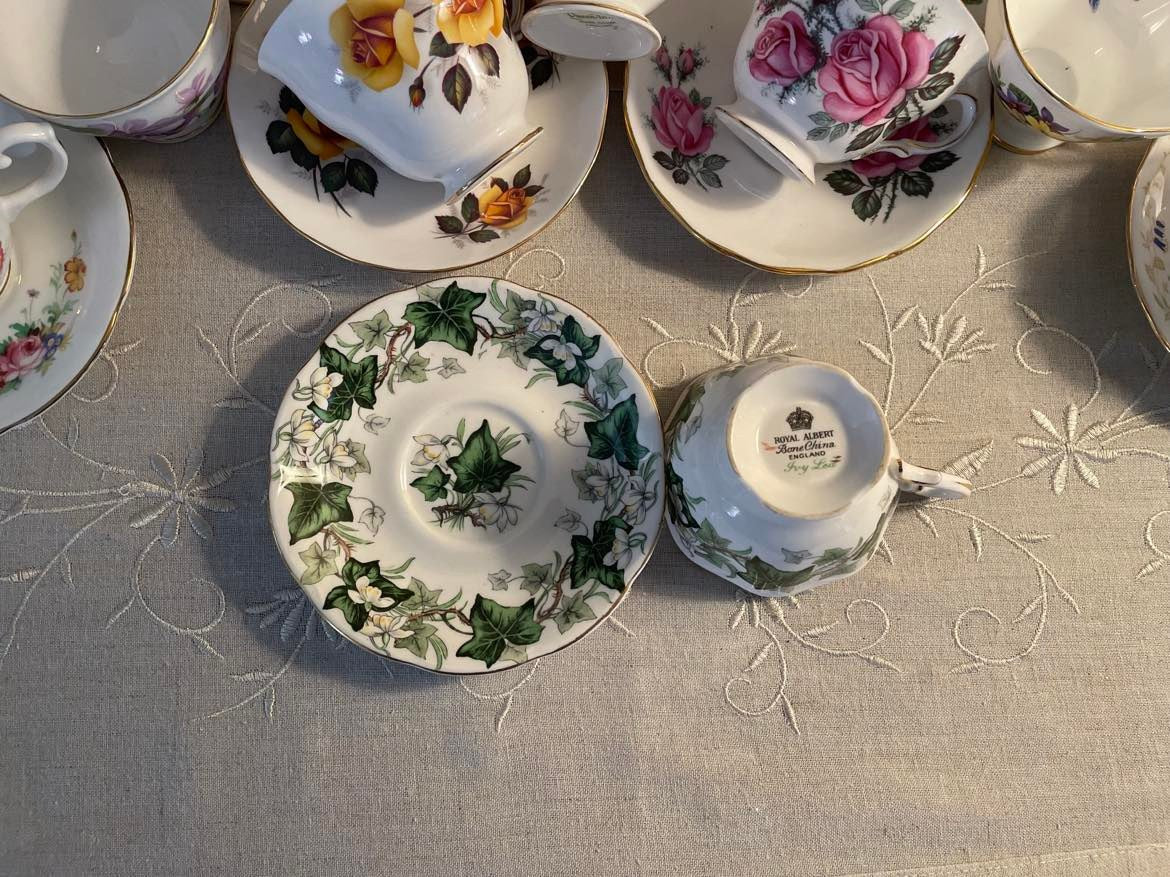 Royal Albert Bone China Made in England Tea Cup & Saucer Set