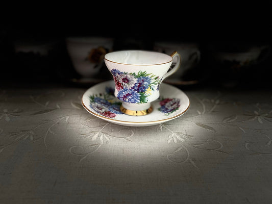 Vintage Windsor Bone China Made In England Tea Cup & Saucer Set