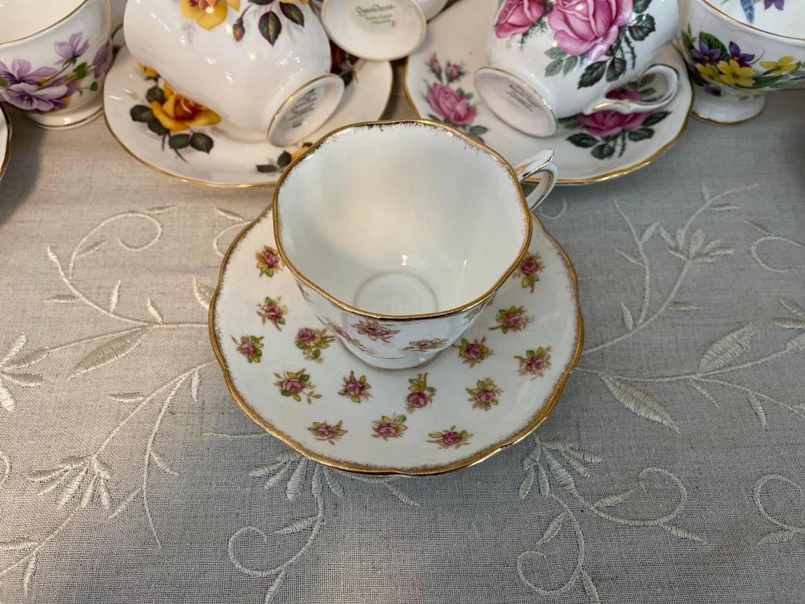 Vintage Royal Albert Tea Cup & Saucer Set