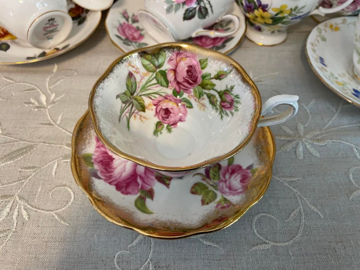 Royal Albert Bone China Made in England Tea Cup & Saucer Set