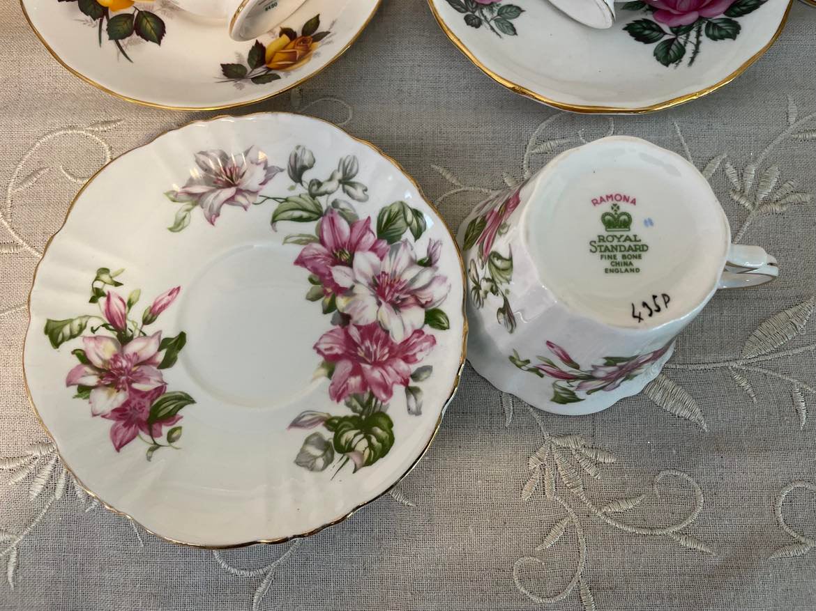 Vintage Royal Standard 'Ramona' Pattern Tea Cup & Saucer Set