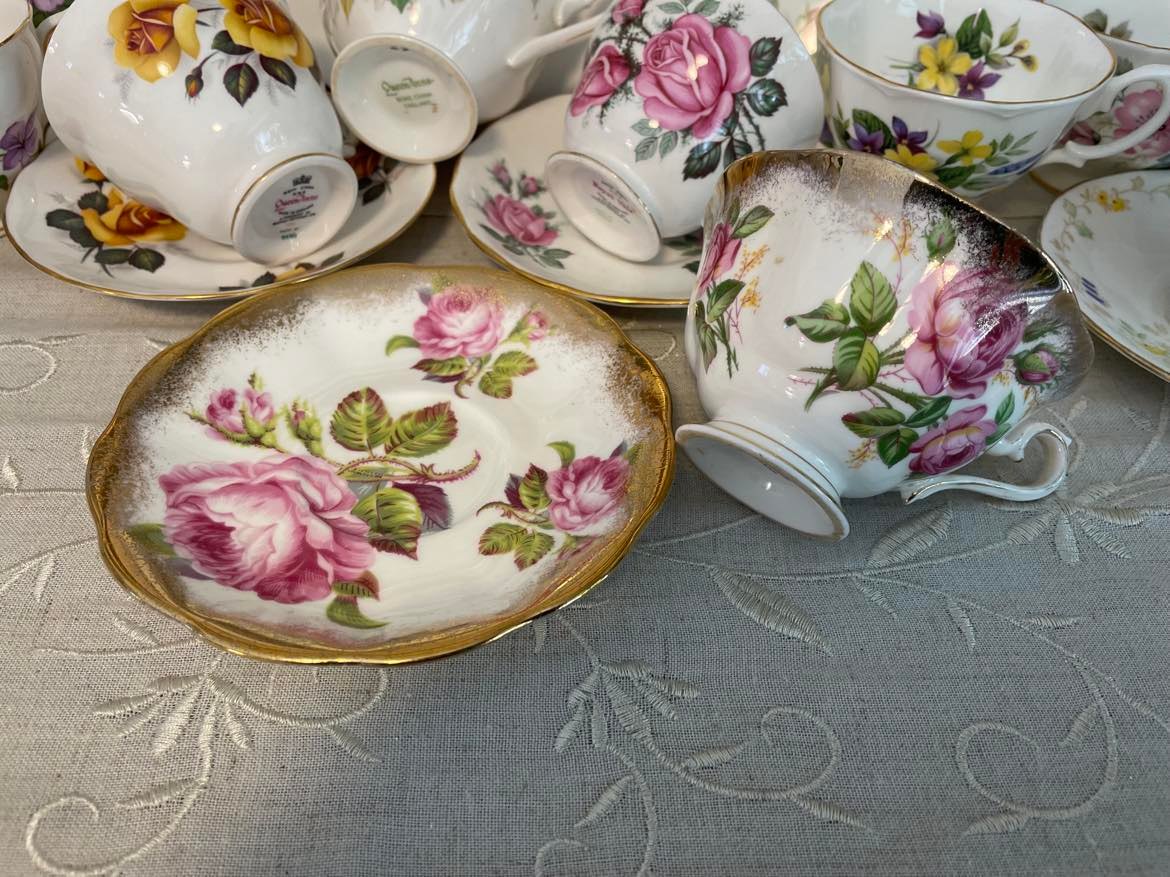 Royal Albert Bone China Made in England Tea Cup & Saucer Set